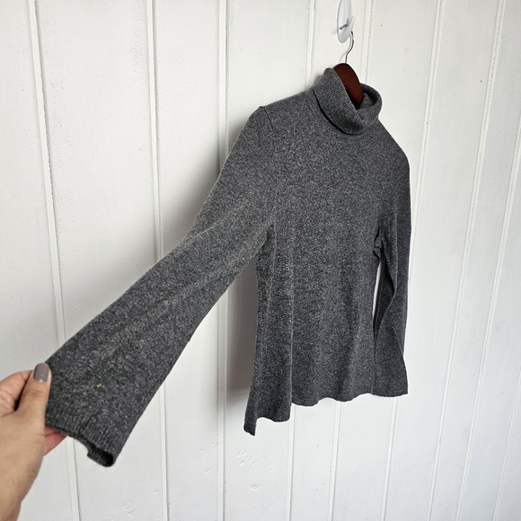 Charter Club 2 Ply 100% Cashmere Gray Turtleneck Medium Sweater - Picture 3 of 8